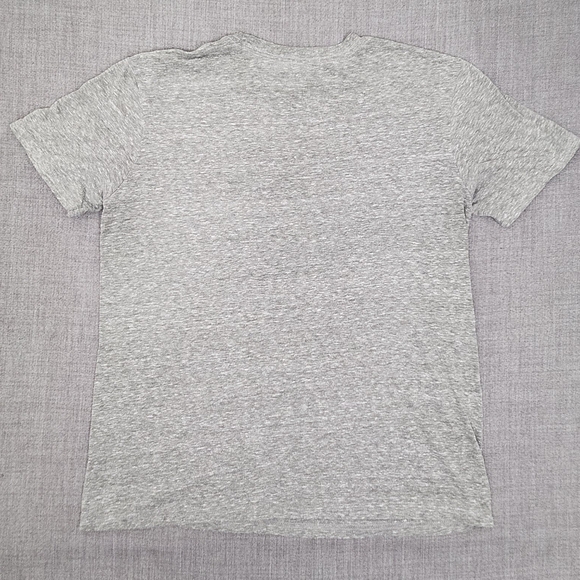 Disney Mickey Mouse Retro Style Spell Out Grey Tee Shirt.  Medium - Picture 4 of 6